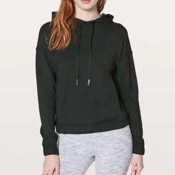 Lululemon: Twisted and Tucked Pull-Over Hoodie - Picture 1 of 10